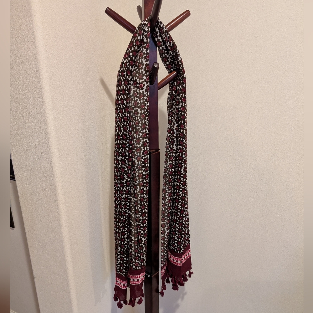Kate Spade oblong scarf/wrap,  cranberry cocoa - NEW